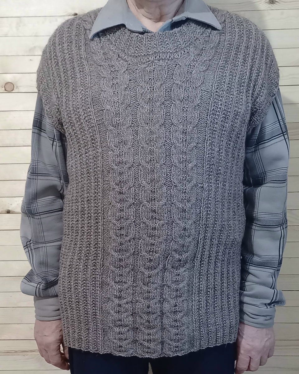 Жилет из верблюжьей пряжи. Фото из моего архива