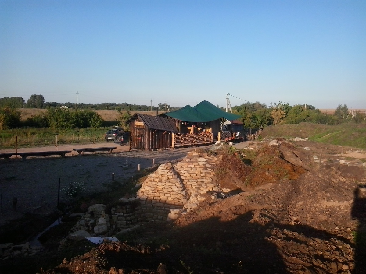 Въезд. Кафе-веранда