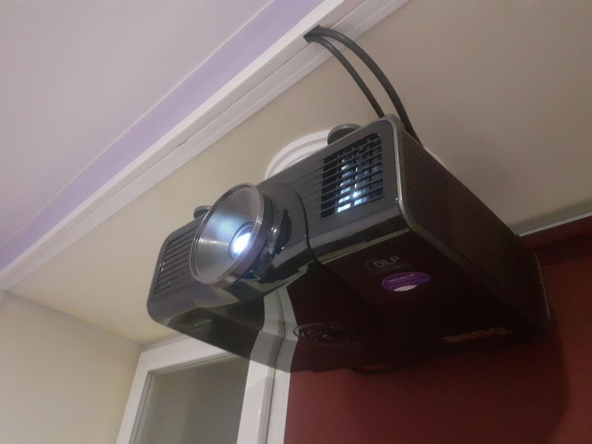 benq w7000+ (DLP 1080p 3D)