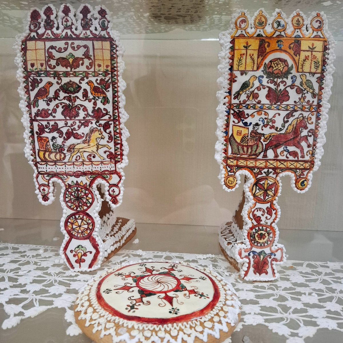 Листайте карусель. Фото сделано в Музее архангельского пряника.
