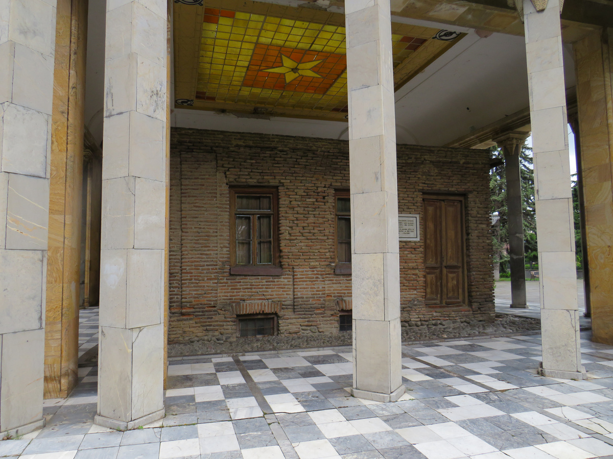 Гори (Грузия): дом, в котором родился Сталин