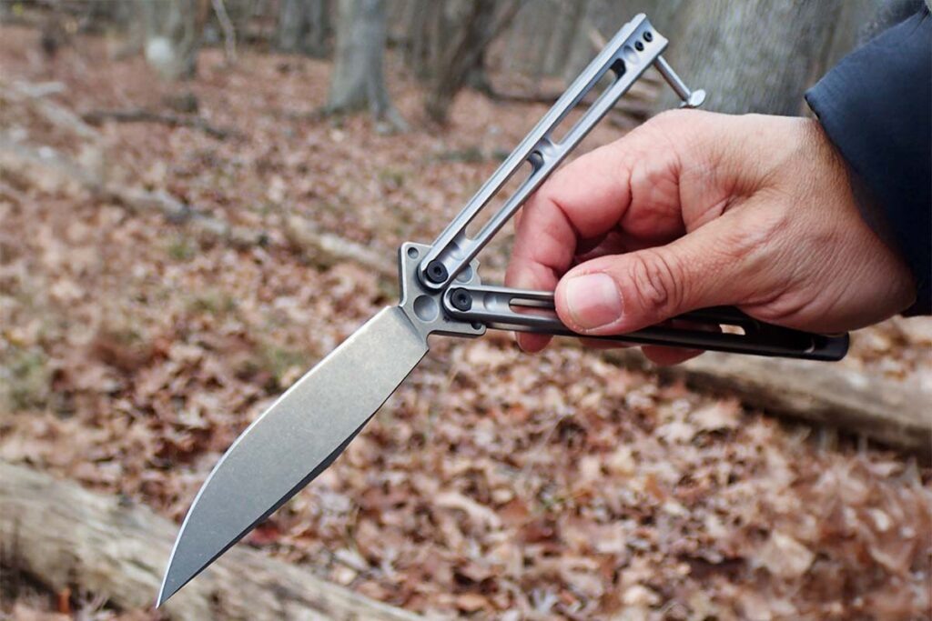 Скелетированная рукоять Papillon сочетает в себе эстетические и функциональные качества, а также способствует снижению веса.