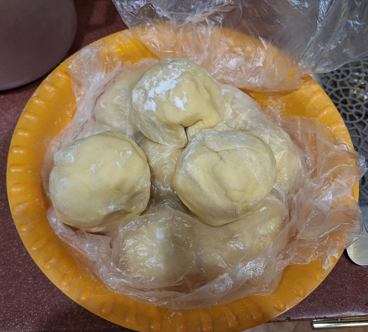 Такие шарики получаются из теста 