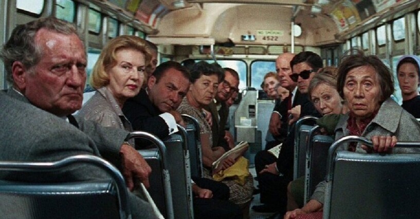 Не разговаривайте громко в автобусе