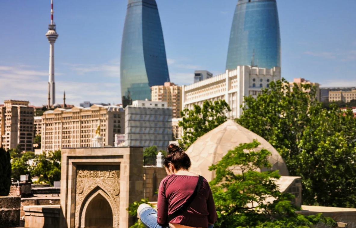 Фото с сайта https://turbinatravels.com/guide/Baku-Azerbaydzhan-131294/photos/best/page93/?size=big&sort=rating