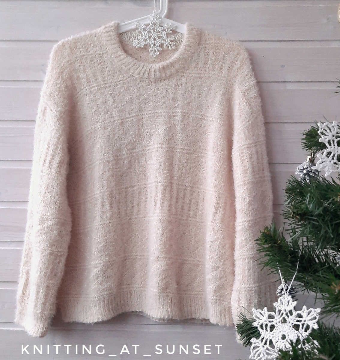 Работа и фото автора @knitting_at_sunset 