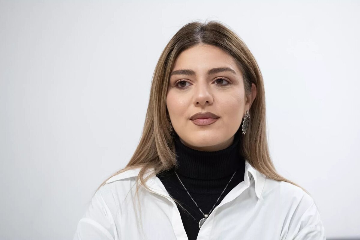 Президент Армянской ассоциации молодых врачей, врач акушер-гинеколог Ани Еремян в гостях радио Sputnik
© Sputnik / Aram Nersesyan