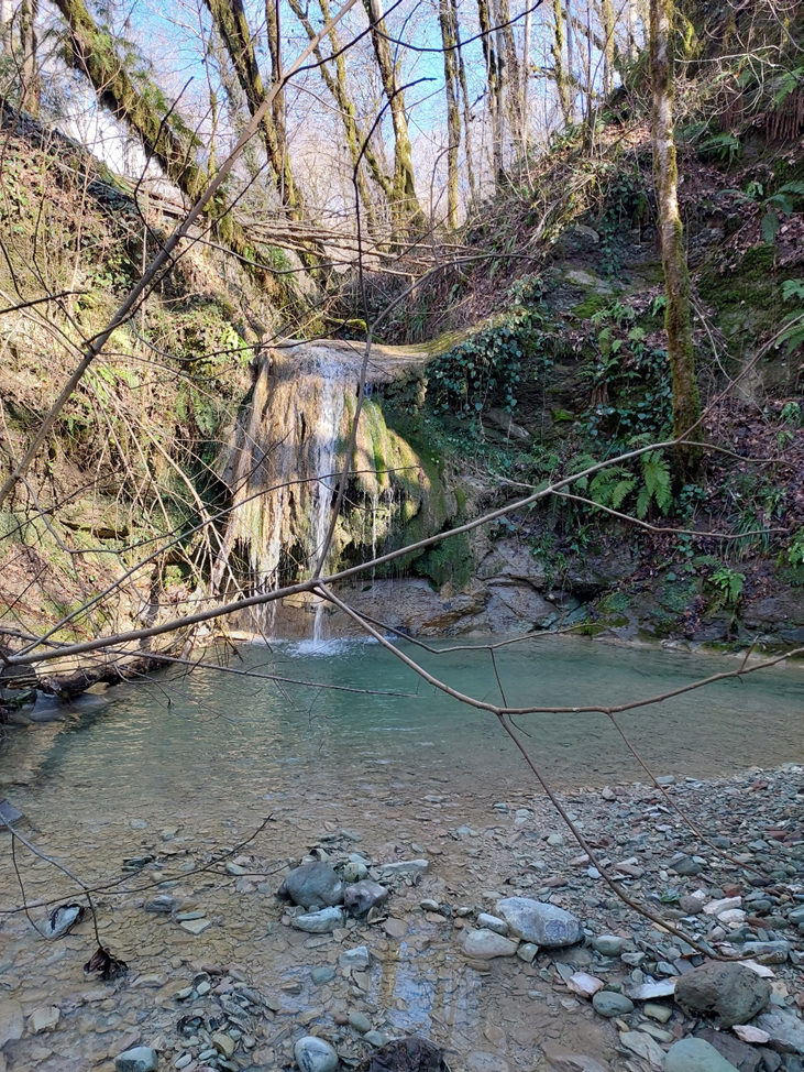 Водопад в окрестностях села Ахштырь Адлерского района
