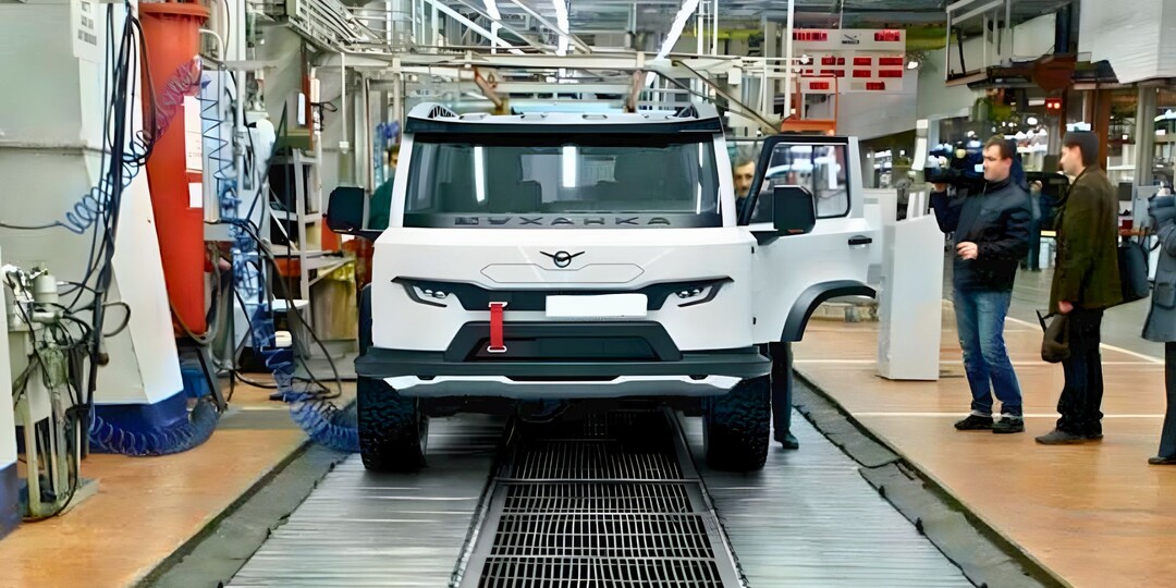 «Выглядят намного лучше, нежели нынешняя Буханка»: УАЗ опубликовал секретные эскизы из 90-х, как мог бы выглядеть новый УАЗ-450