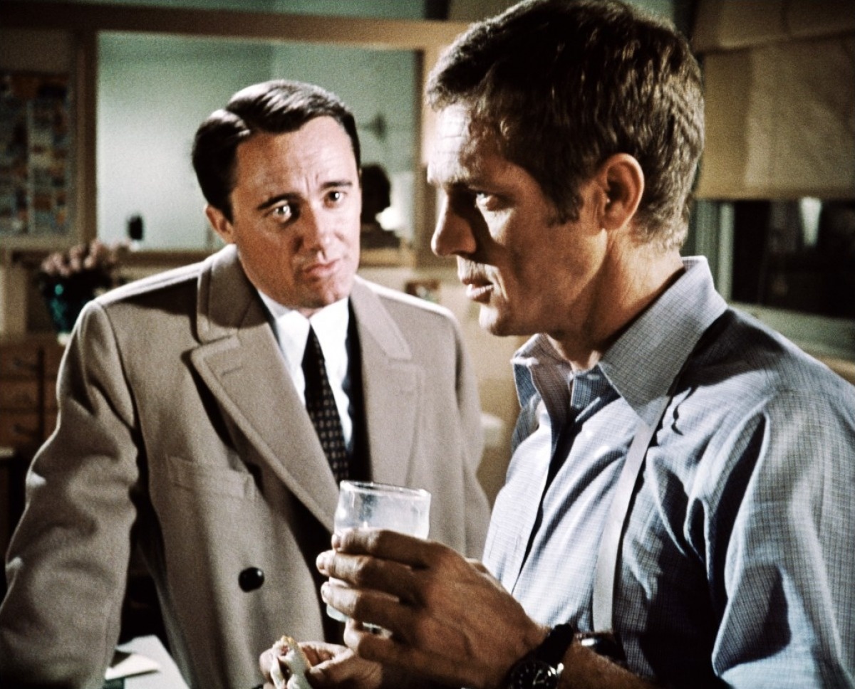 Пролистните изображение, чтобы увидеть следующий кадр из фильма «Детектив Буллитт» (1968)