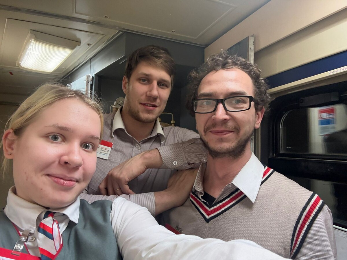 Екатерина (слева), Сергей (в центре), Даниил (справа - автор канала). Фотограф: Екатерина. 