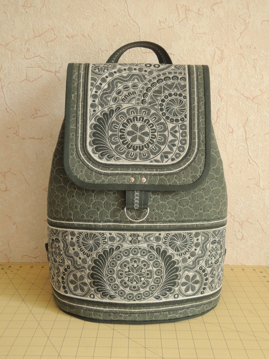 Рюкзак от великолепногомастера из Беларуси Елены Кулаго!!! Я в восхищении от ее работ!