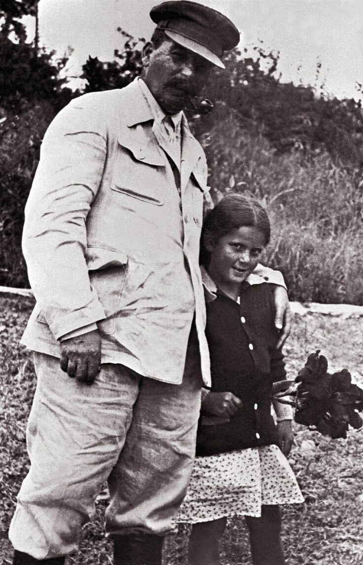 Света с отцом. 