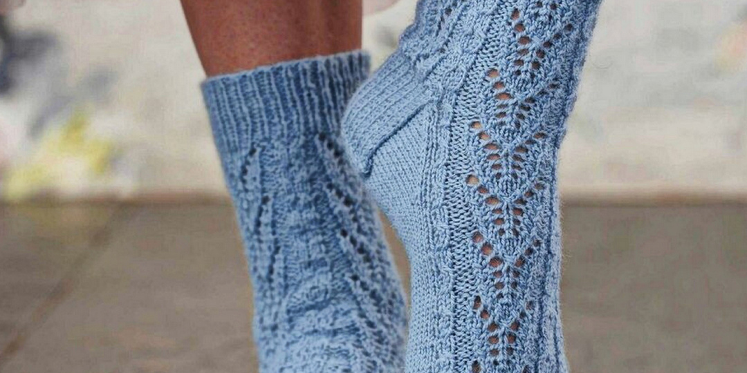 Ножки нужно держать в тепле! Вяжем красивые носочки спицами