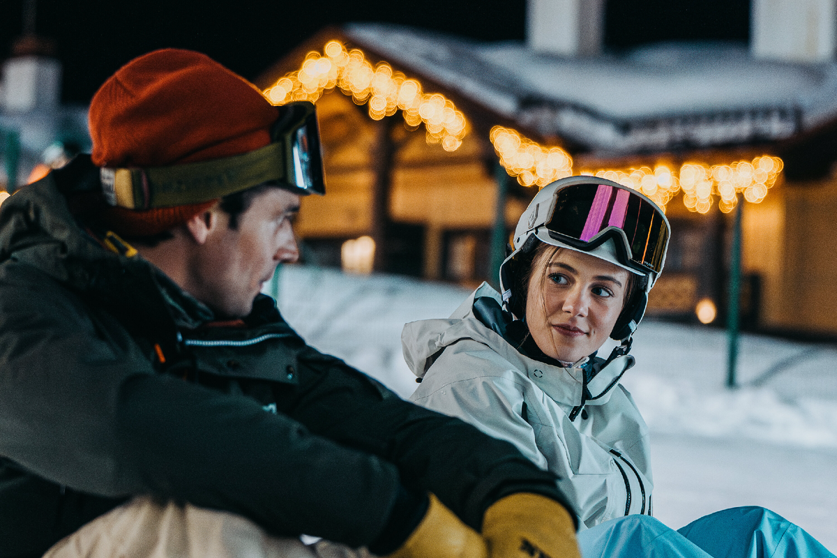 Кадр из сериала "Красная поляна"