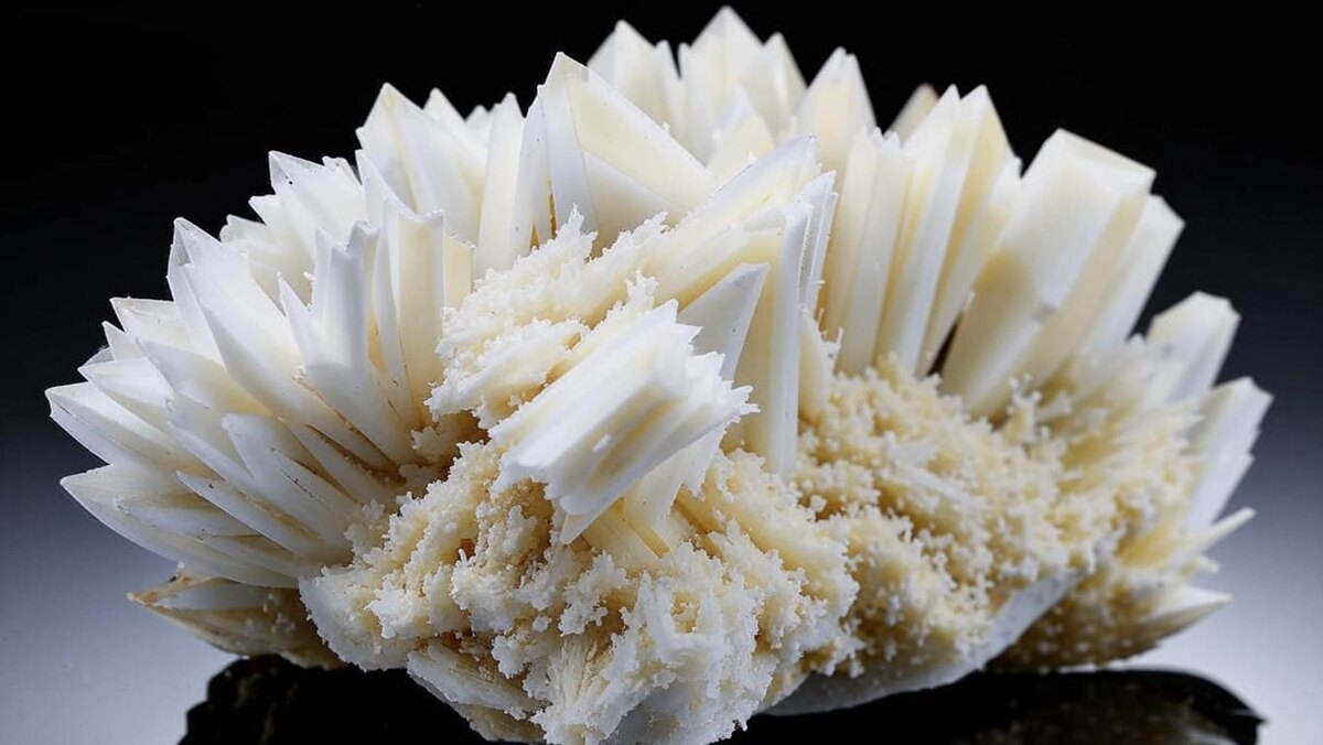 Концептуальное представление минерализованных кристалов гидроксиапатита