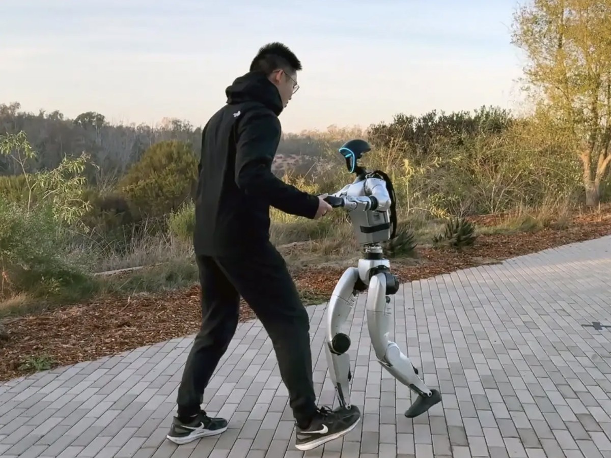    Робот-гуманоид научился вальсировать в паре с человеком