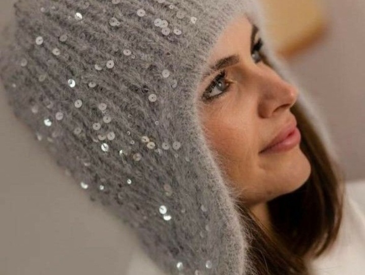 Зимняя шапка с ушками — связала две по одному описанию