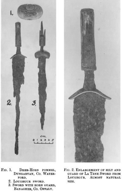 Мечи с костяными рукоятями.