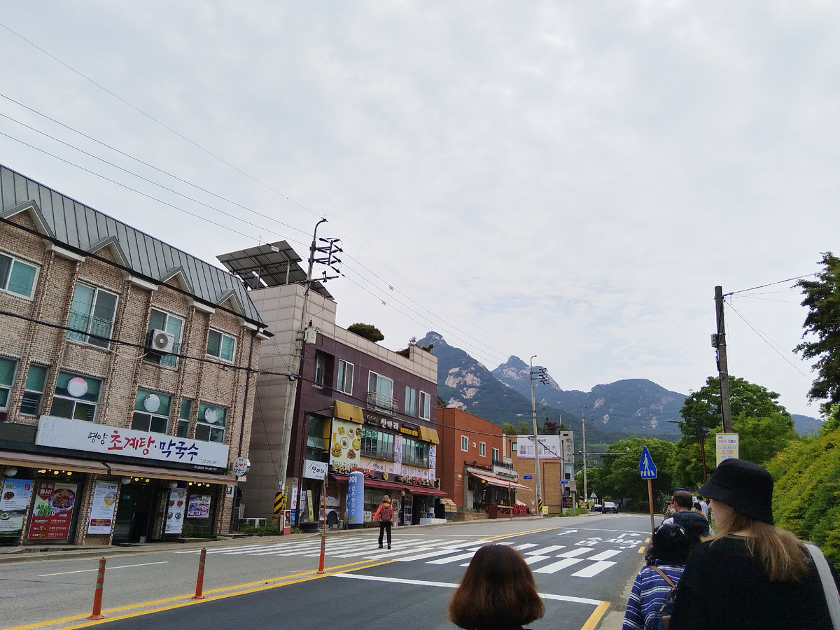 По дороге к горе: все идут в одном направлении