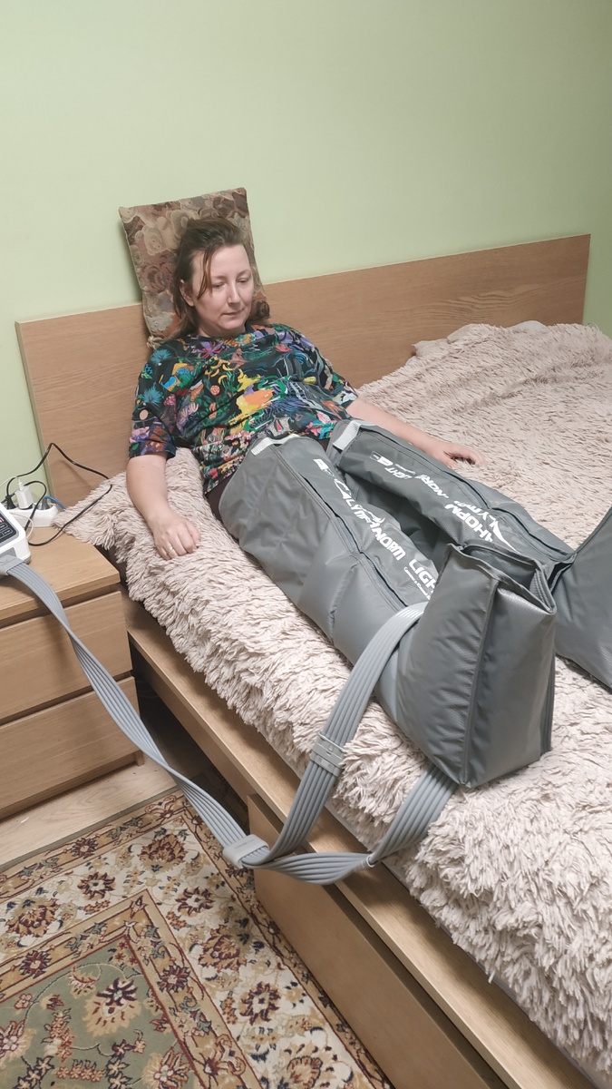 Вот так выглядит домашний сеанс массажа 