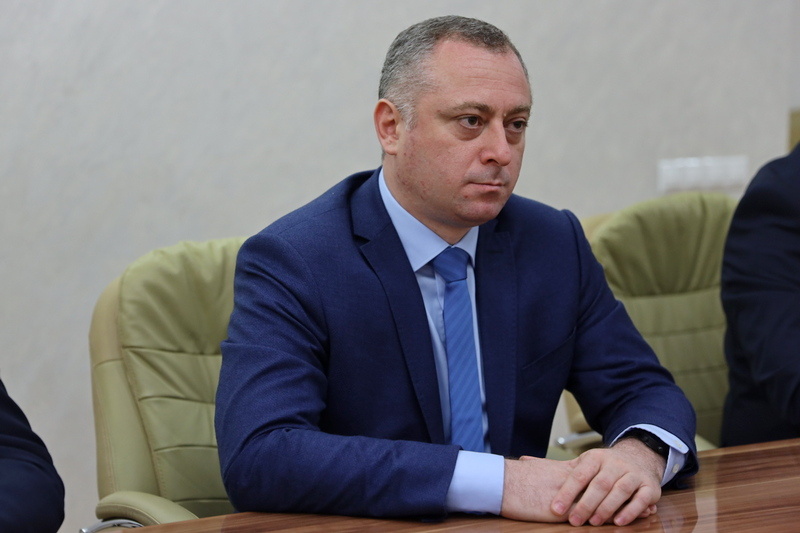    Бадра Гунба - его считают "пророссийским" кандидатом в президенты Абхазии.