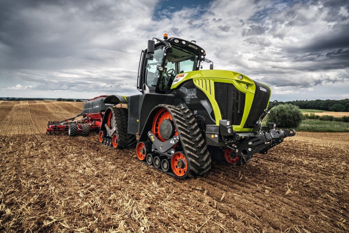Трактор CLAAS Xerion 5000