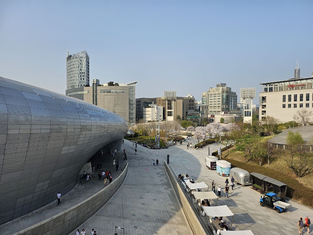 Тондэмун Дизайн Плаза