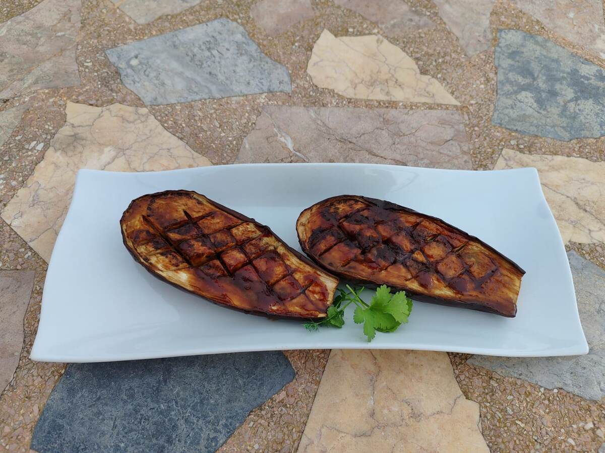 Легкая закуска или гарнир к мясу или рыбе.