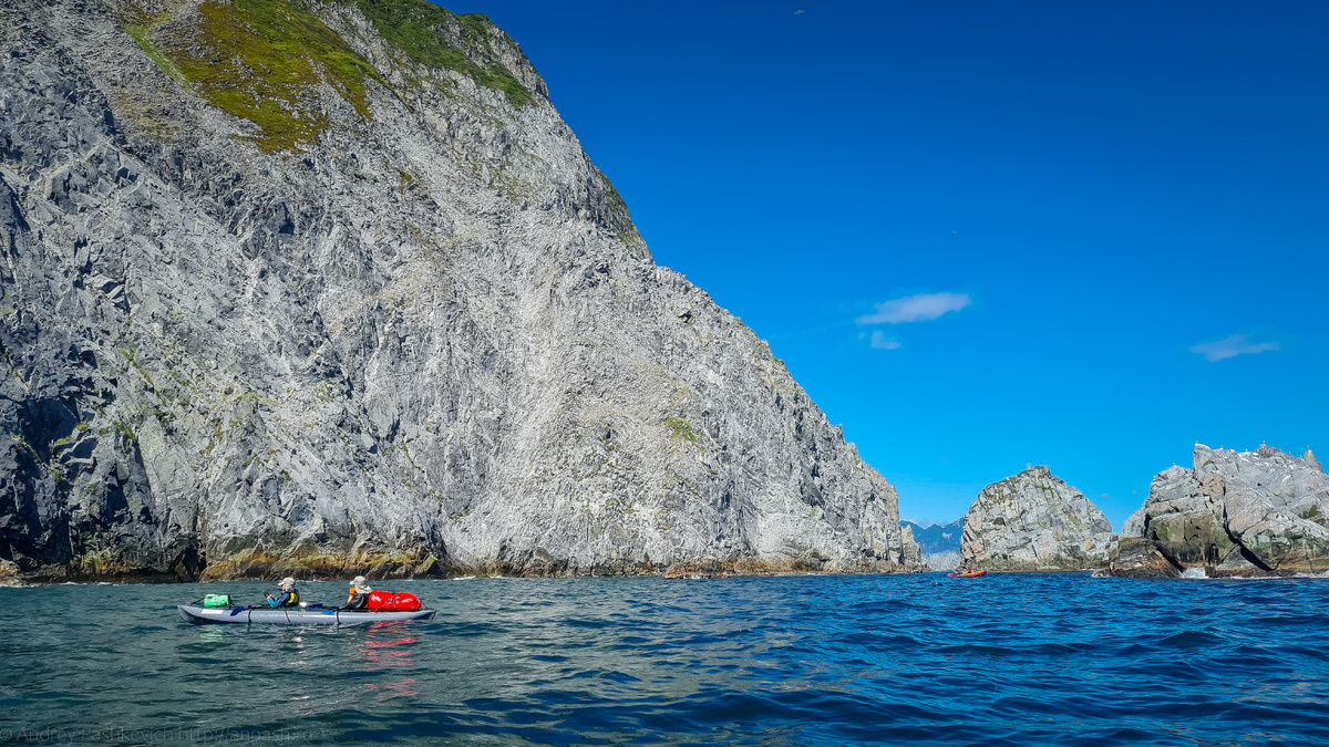 Идём к Пирамидальному мысу