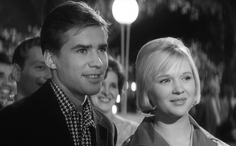    Фото: кадр из фильма «Я шагаю по Москве» (1963) / Мосфильм / режиссер Георгий Данелия Мария Черных