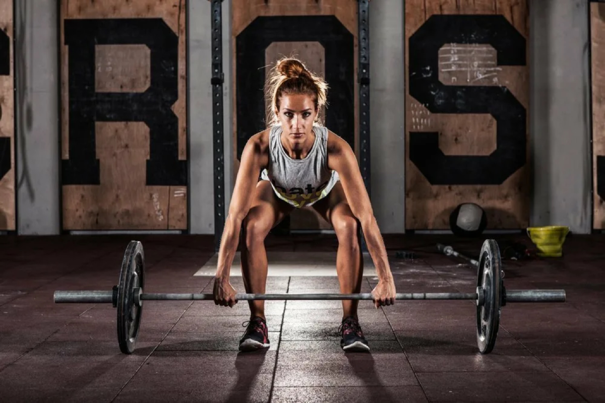 Одно из упражнений программы CrossFit