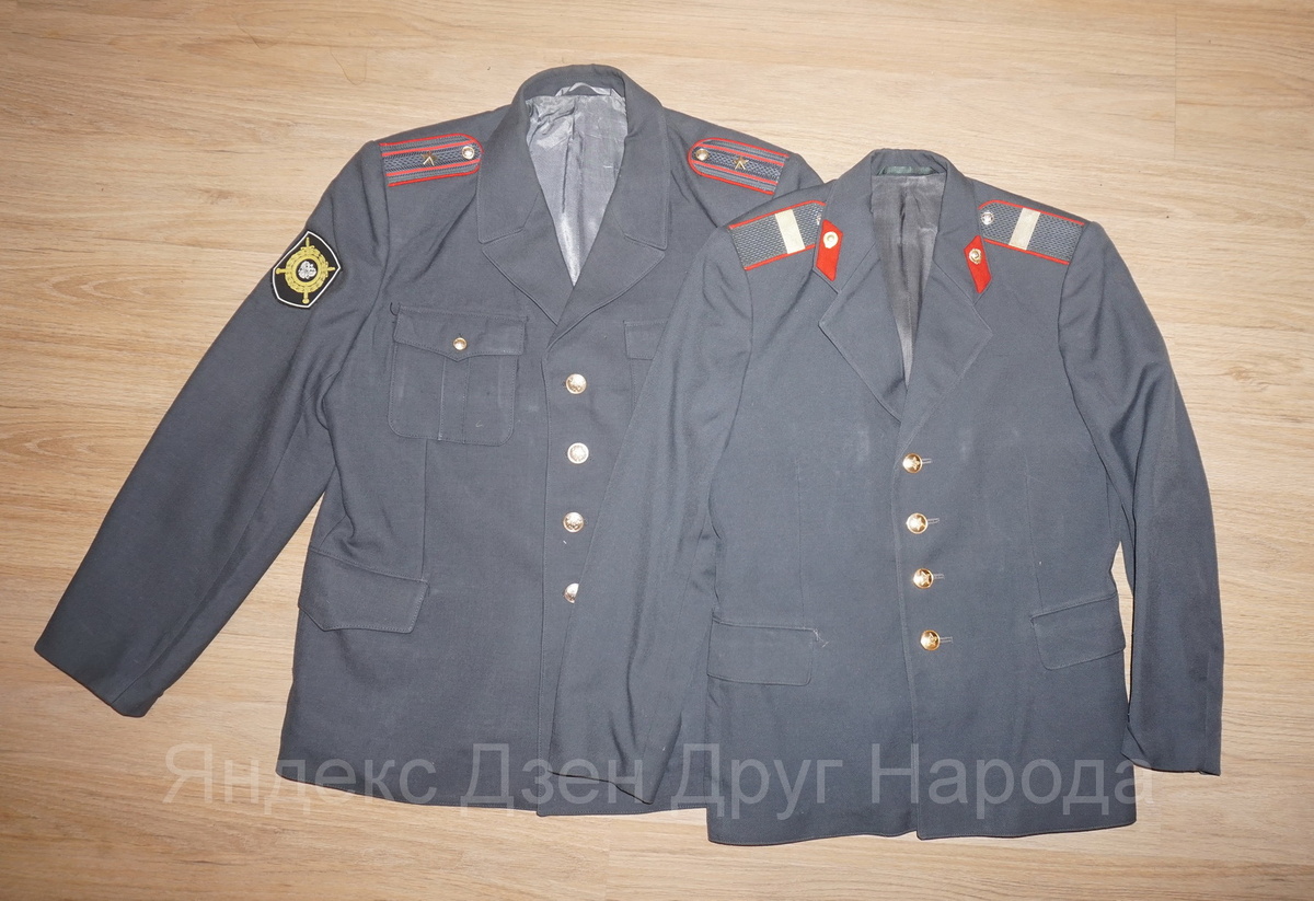 Китель повседневный милиции РФ обр.1994 г. и китель повседневный советской милиции обр.1969 г. Фото автора