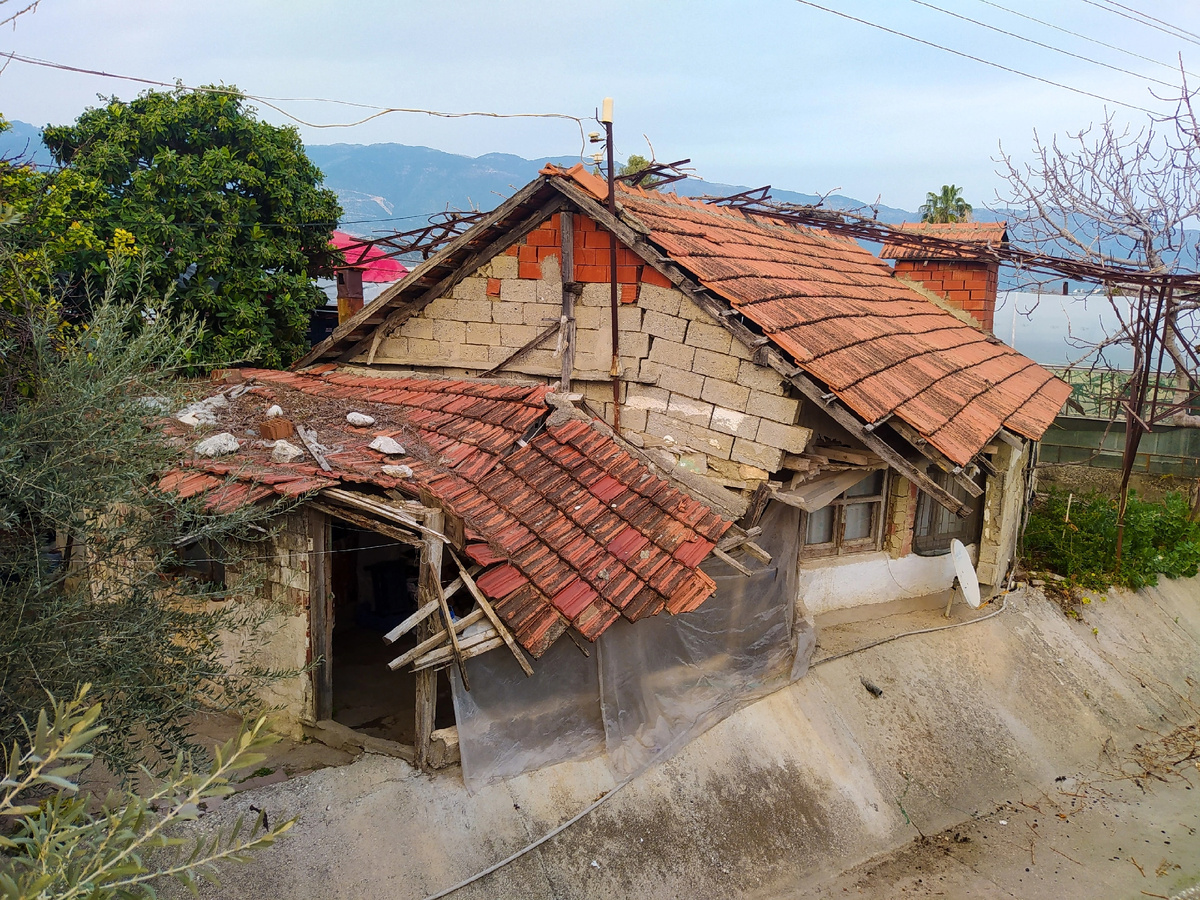 Дома по пути 