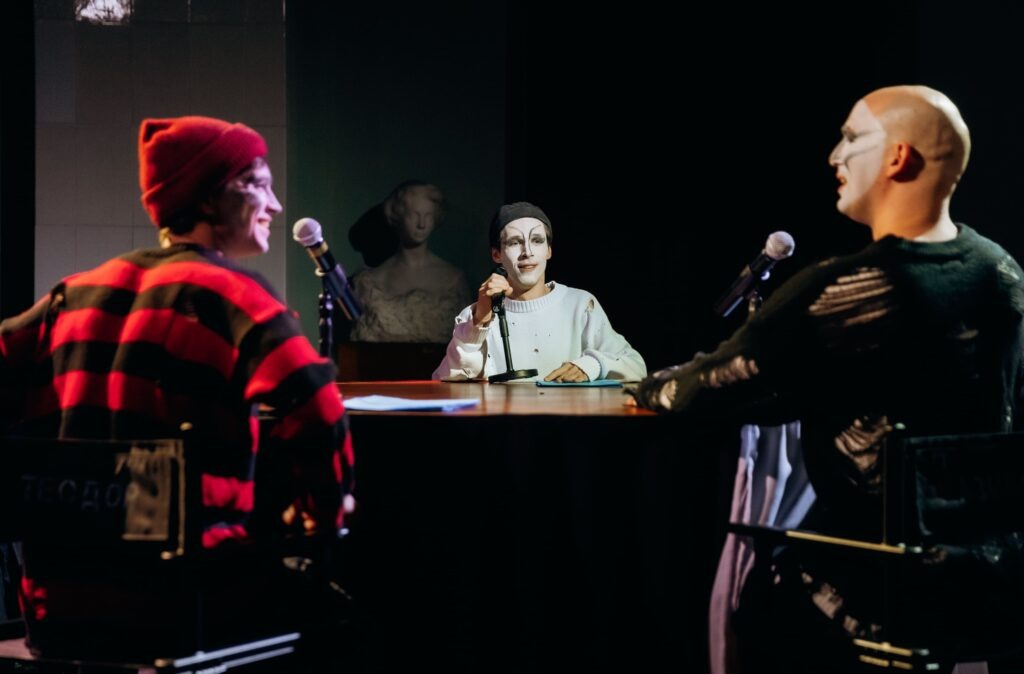    фото Виктории Дунаевской Источник фото: Театр To Go