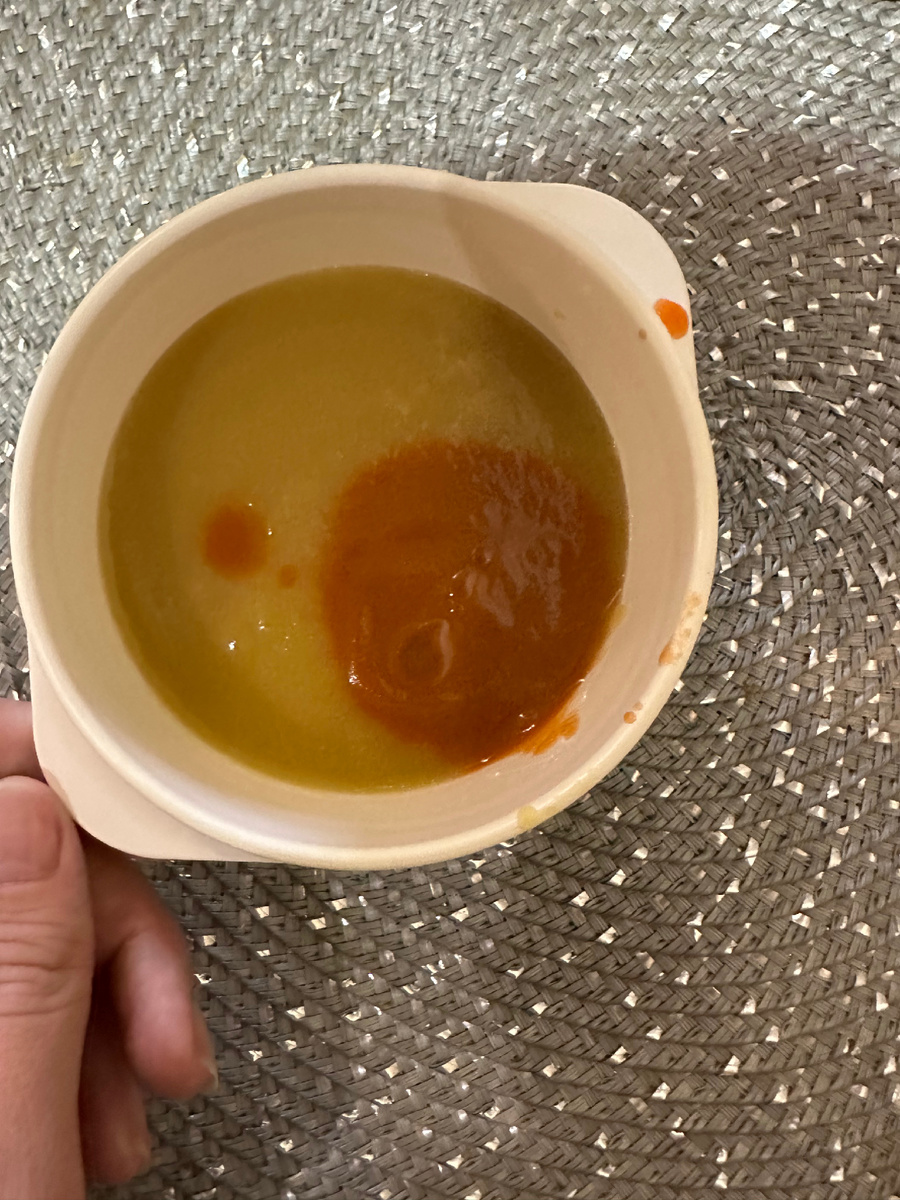 Пюре с цветной капустой и пюре с тыквой, если верно помню. 