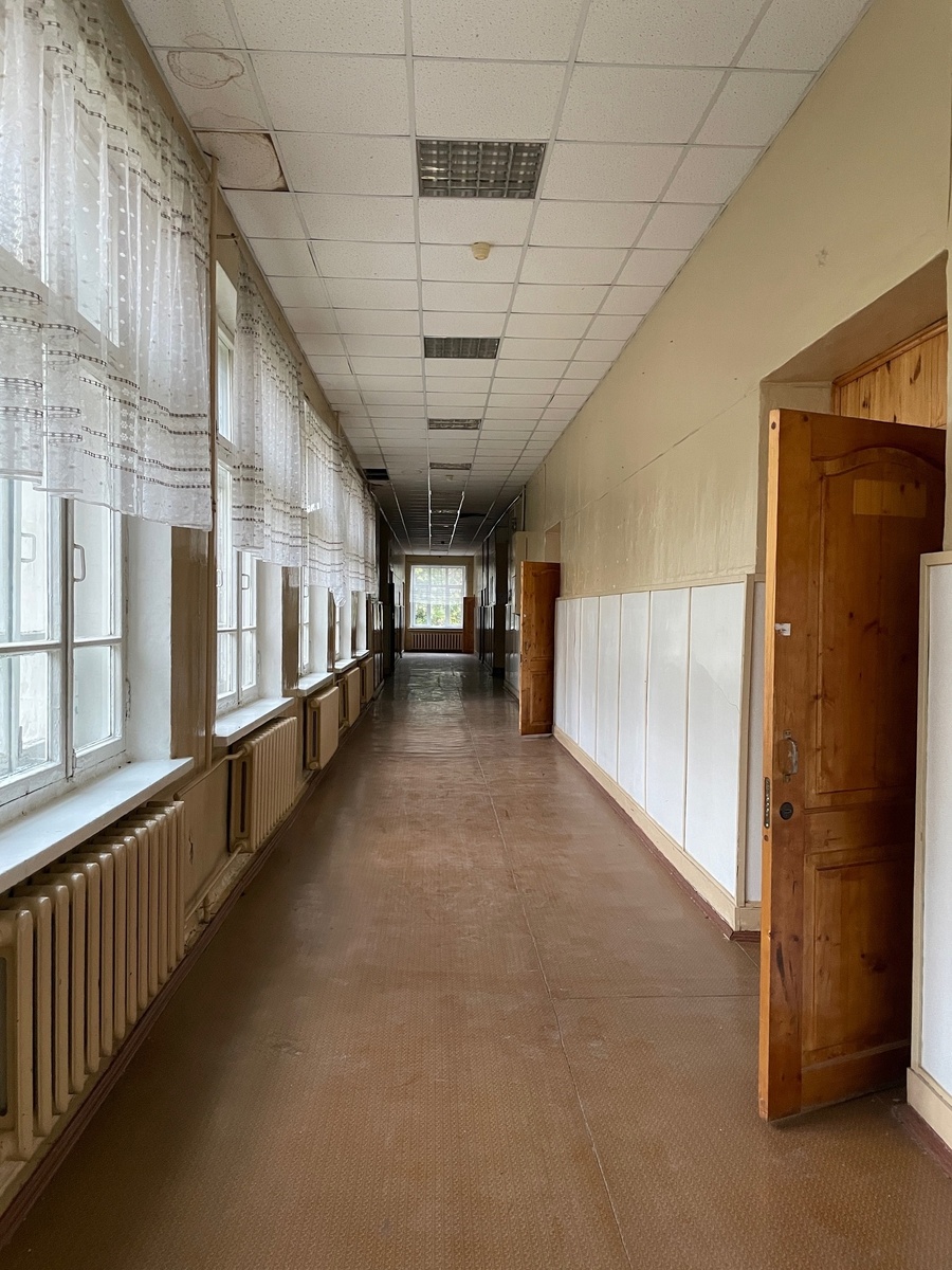 Коридоры школы.