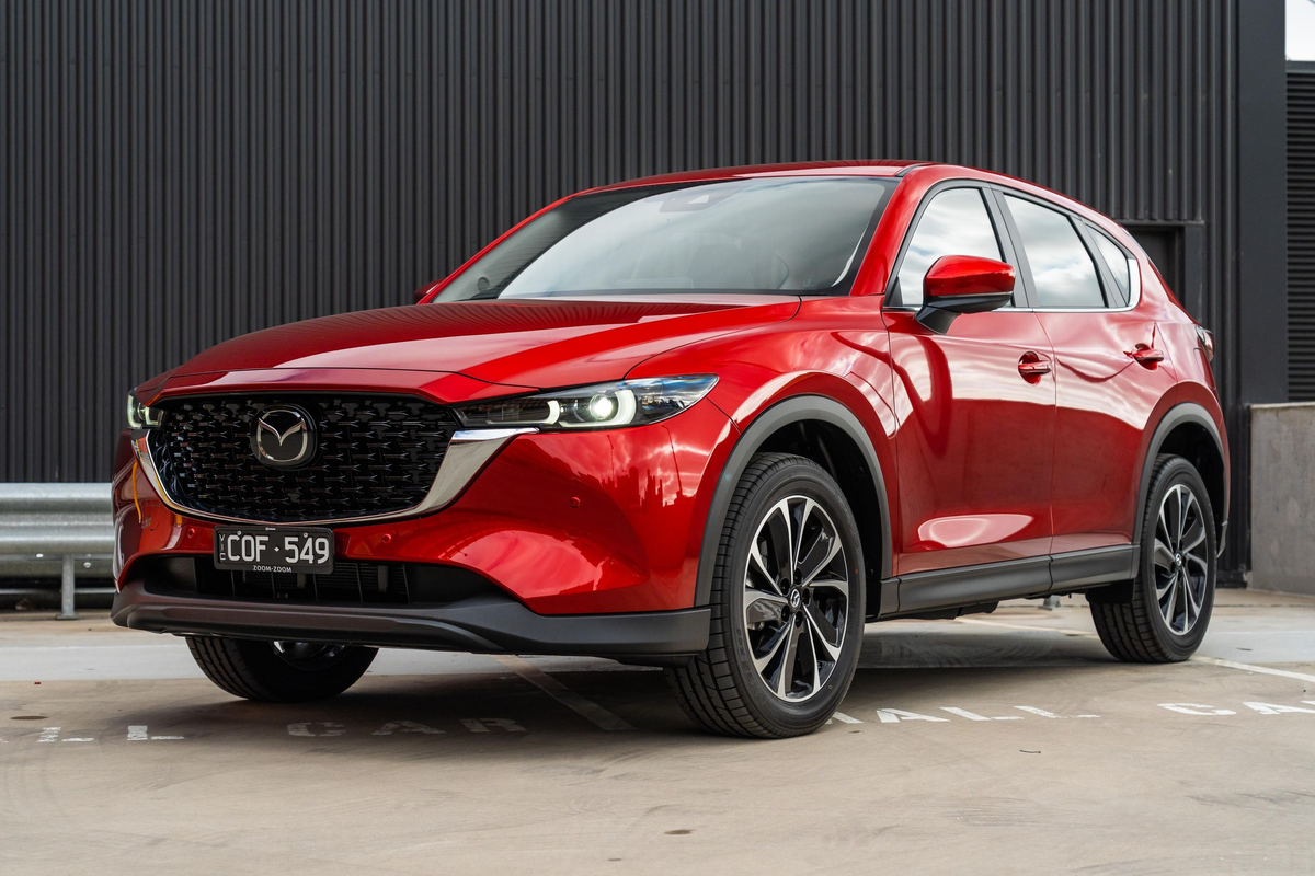 Mazda CX-5 входит в Топ-3 самых продаваемых автомобилей сегмента в Австралии.