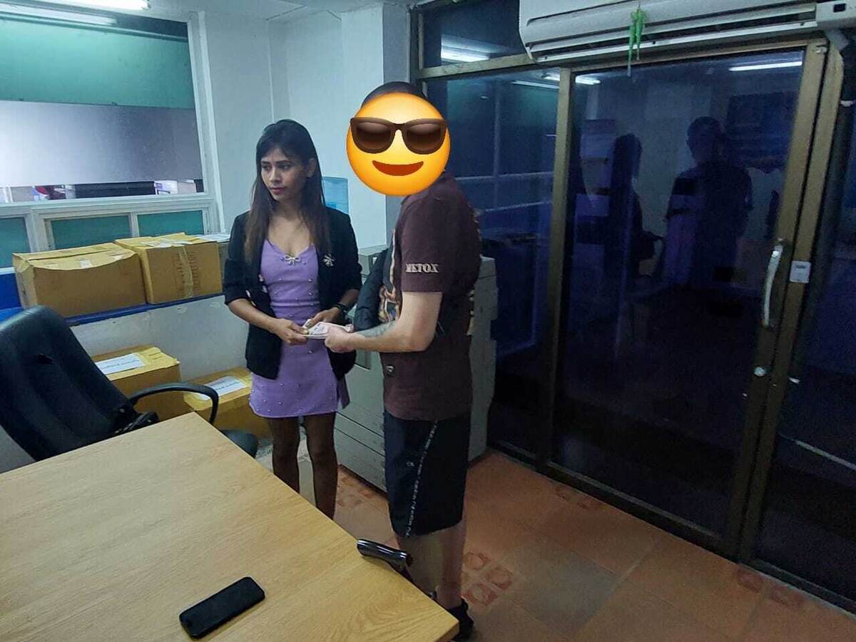 Всё те же на манеже. 