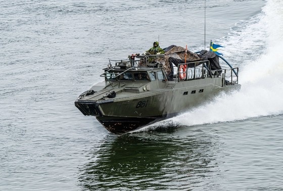    Военный катер Швеции