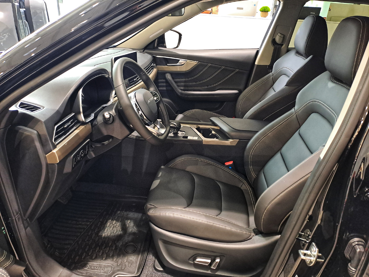 Салон Jetour X70