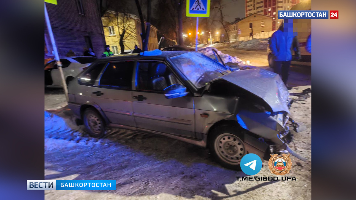    Пьяный водитель после аварии врезался в стену дома в Уфе