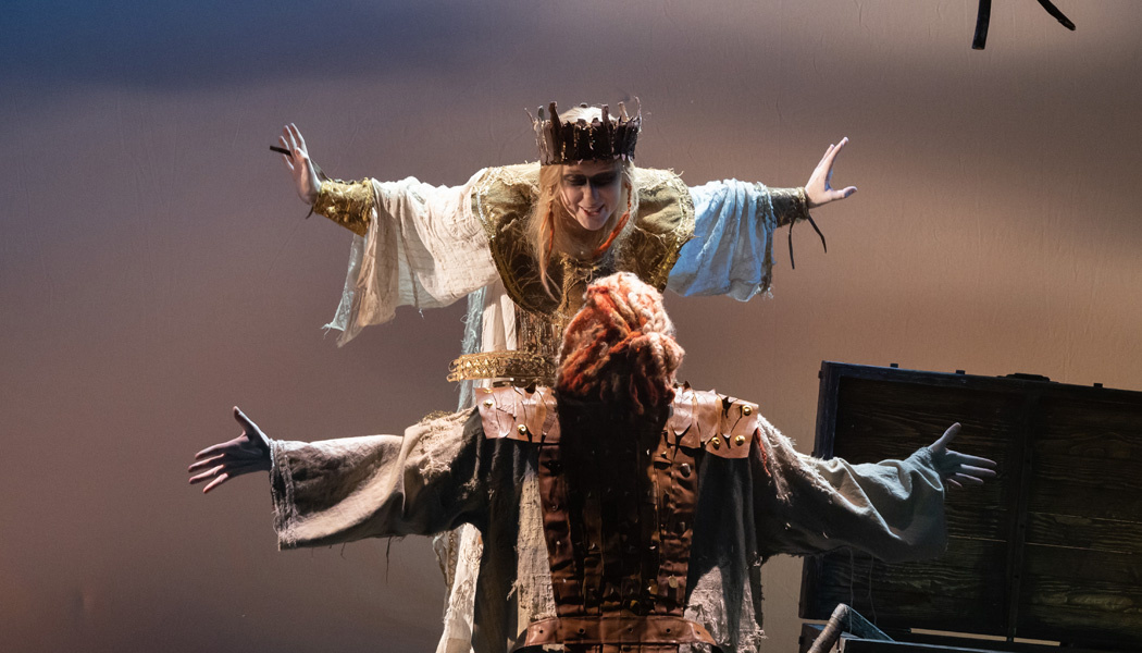 Княгиня и Князь ( Е. Малетина, М. Кустов), фото с официального сайта Театра кукол им. С. В. Образцова