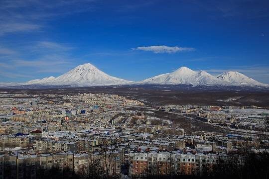    Губернатор Солодов возмутился из-за грязи в Петропавловске-Камчатском и потребовал увольнения ответственного чиновника