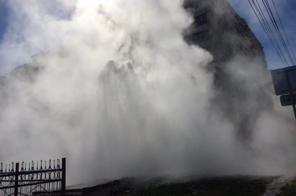    Мэрия Перми рассказала об аварии с выливавшимся из дома на улицу кипятком