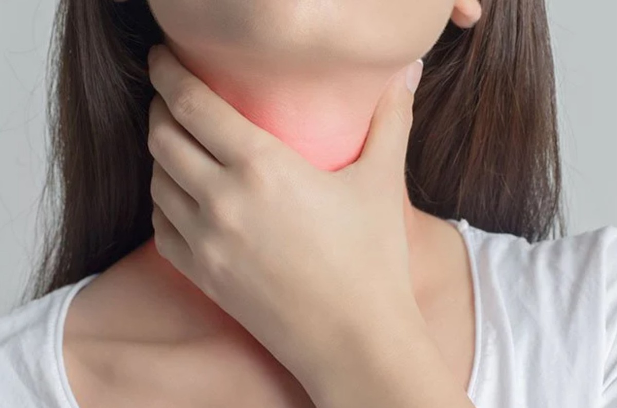    Почему к вечеру горло болит сильнее?