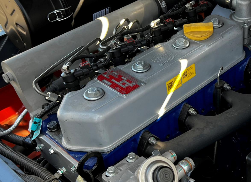 Двигатель Yunnei, установленный на погрузчике GROS с повышенной проходимостью