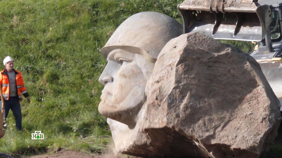    Ложь и фальсификация: как Европа борется с памятью о роли СССР во Второй мировой