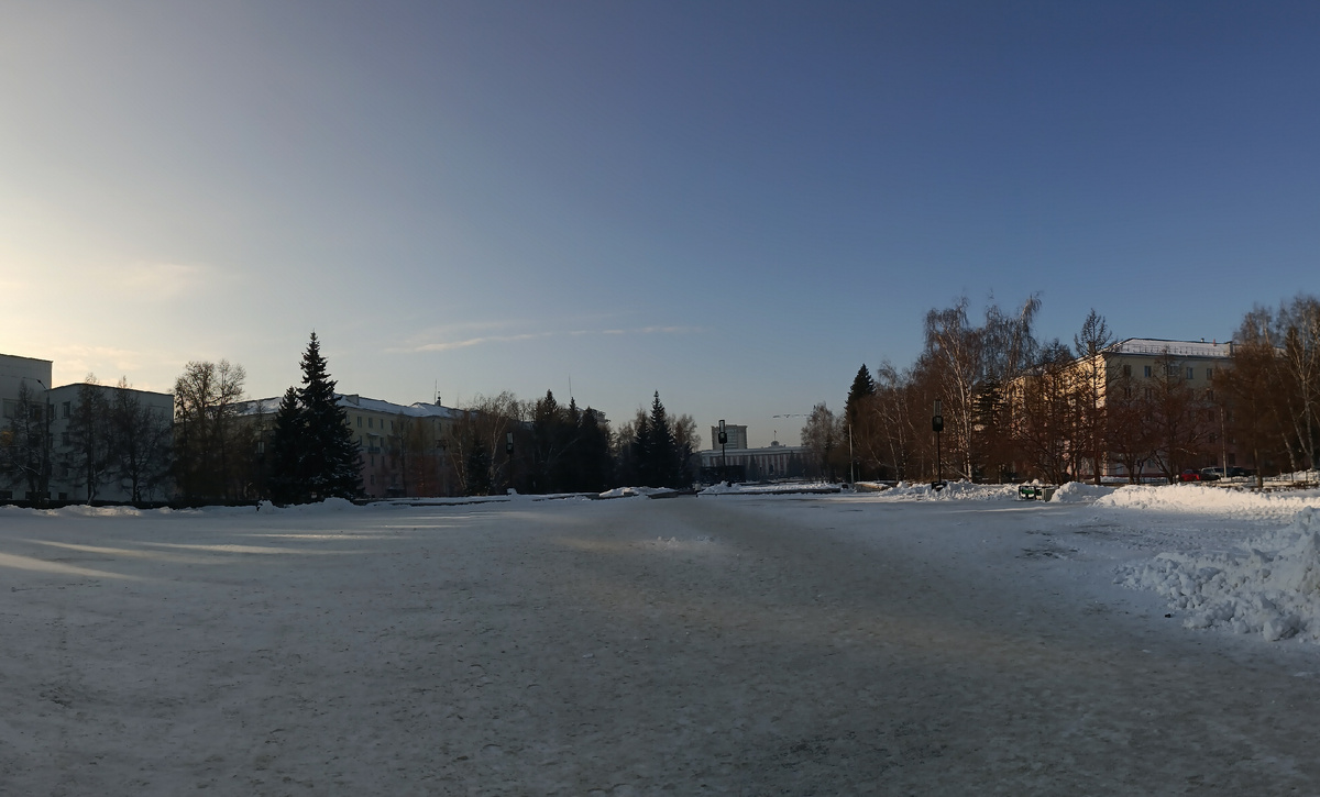 Где-то на просторах моего города. Фотография автора, декабрь 2024 года. 