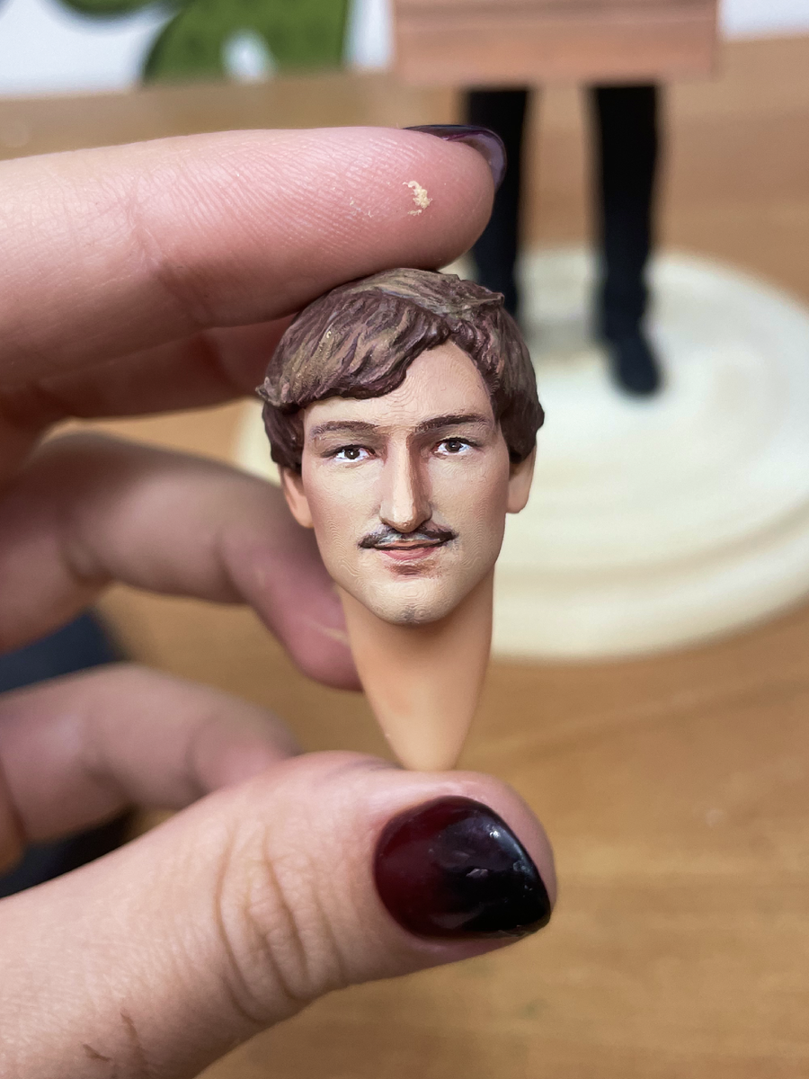 Невероятная детализация. Часть 3D-фигурки, раскрашенная вручную. 